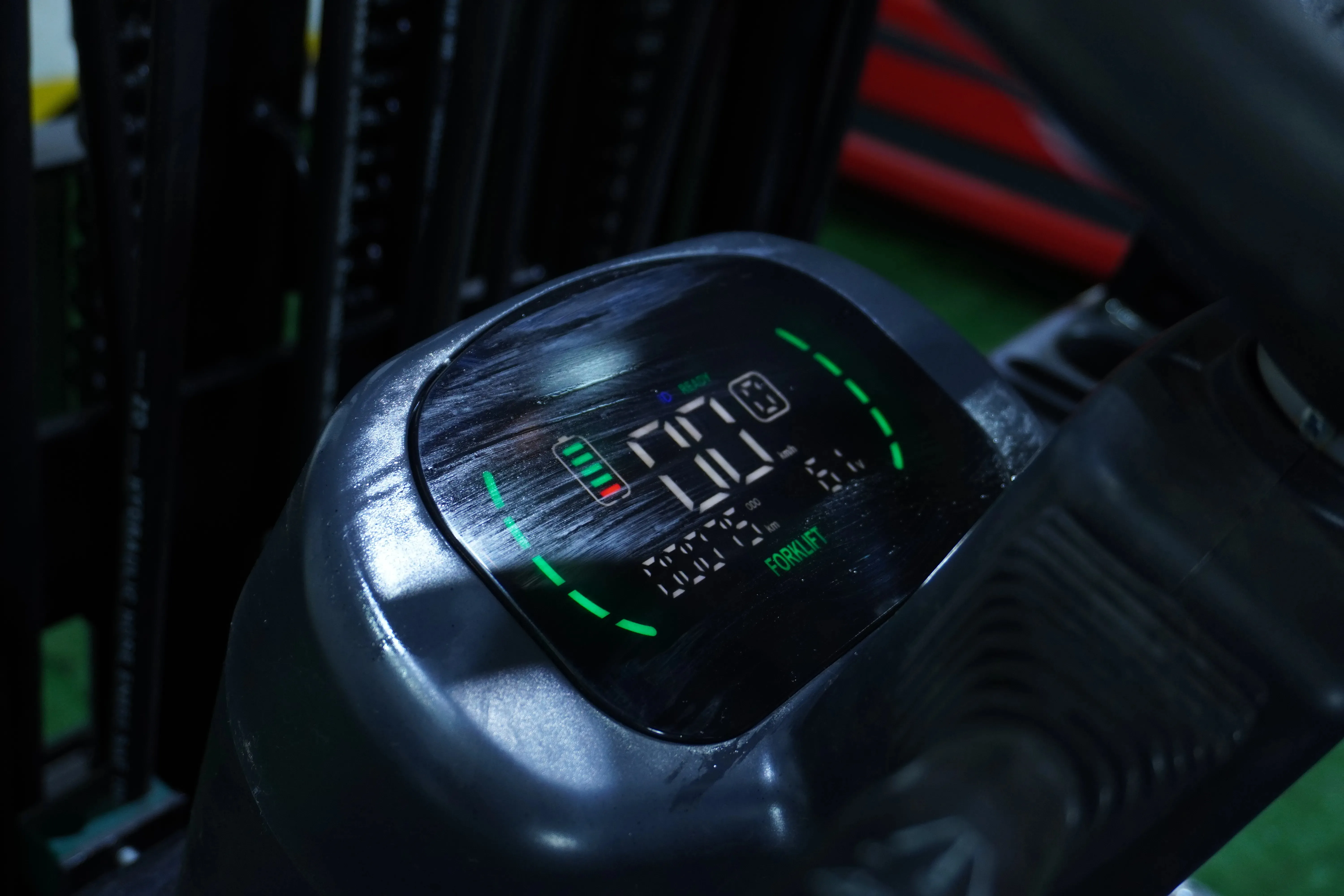 BILLATRIX MPX-22 Вилочный электрический погрузчик, грузоподъемность 2000 кг