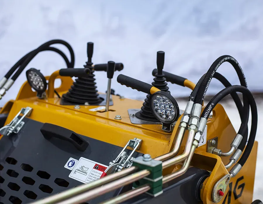 BILLATRIX YH-380 Фронтальный бензиновый мини-погрузчик, грузоподъемность 500 кг, 2 метра